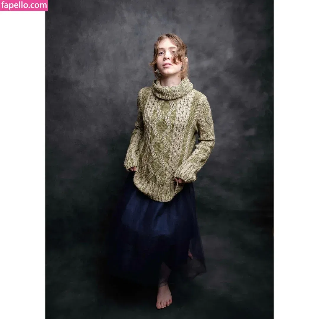 Sophia Lillis Onlyfans Photo Gallery 