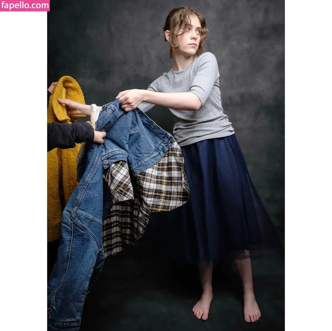 Sophia Lillis Onlyfans Photo Gallery 