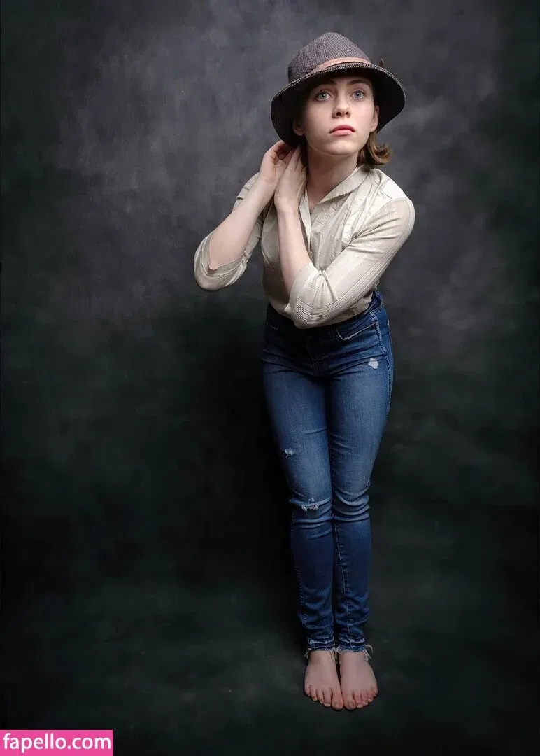 Sophia Lillis Onlyfans Photo Gallery 