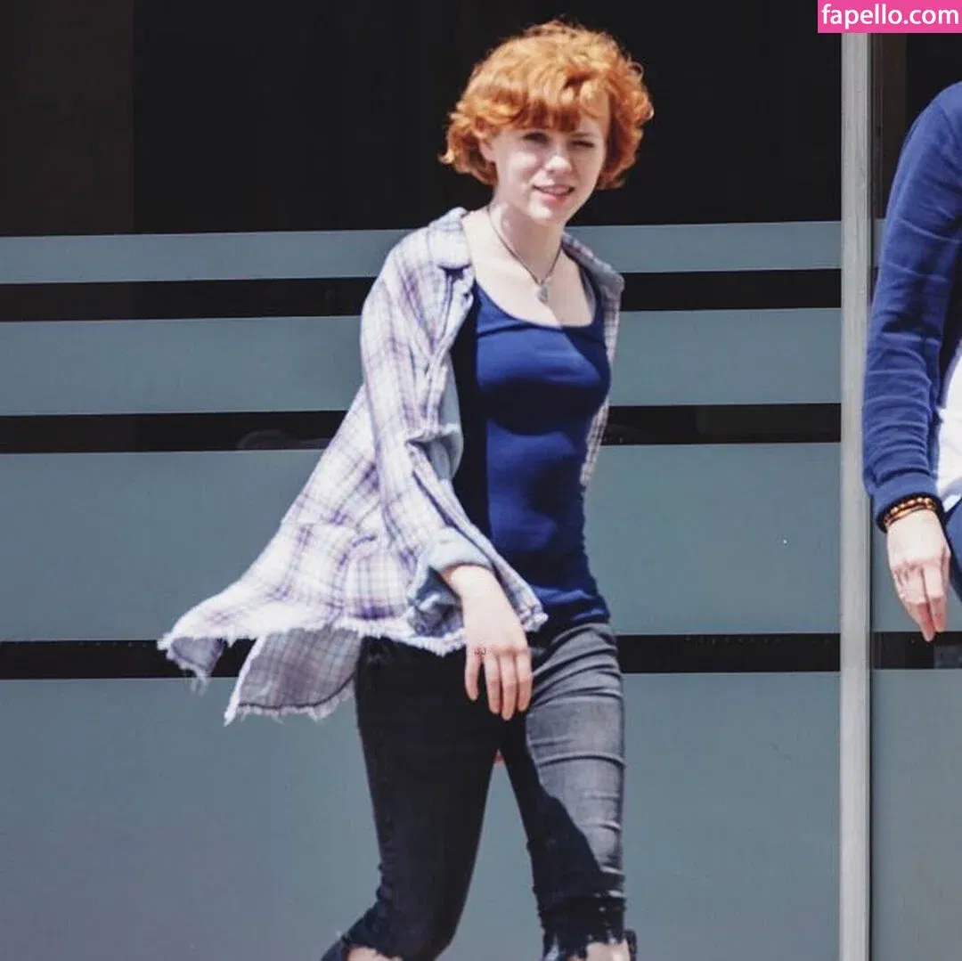 Sophia Lillis Onlyfans Photo Gallery 