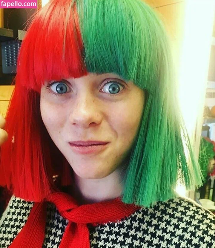 Sophia Lillis Onlyfans Photo Gallery 