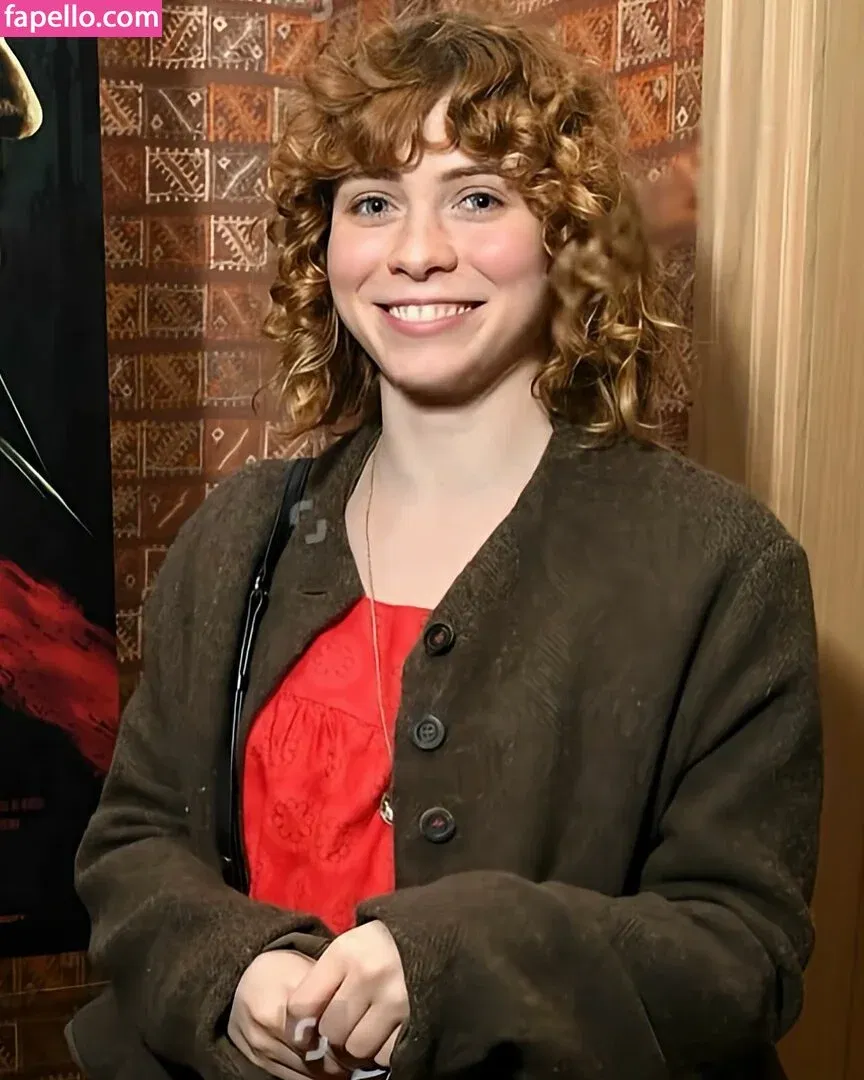 Sophia Lillis Onlyfans Photo Gallery 