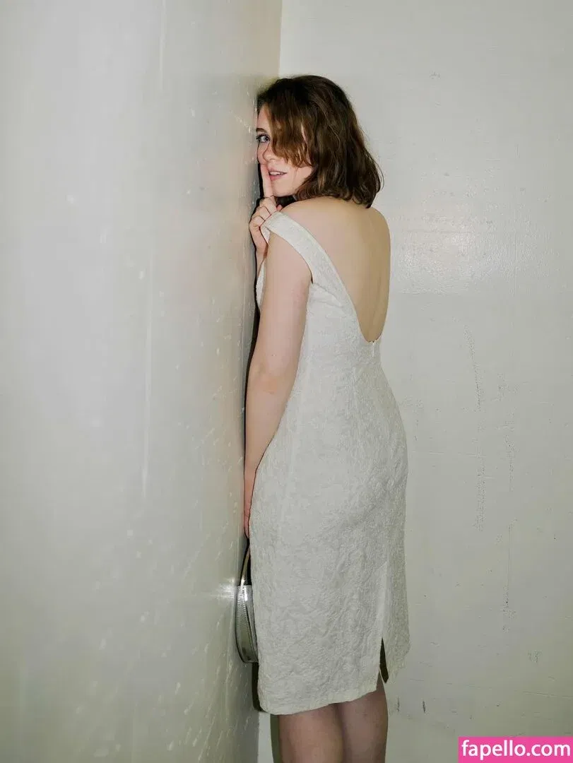 Sophia Lillis Onlyfans Photo Gallery 