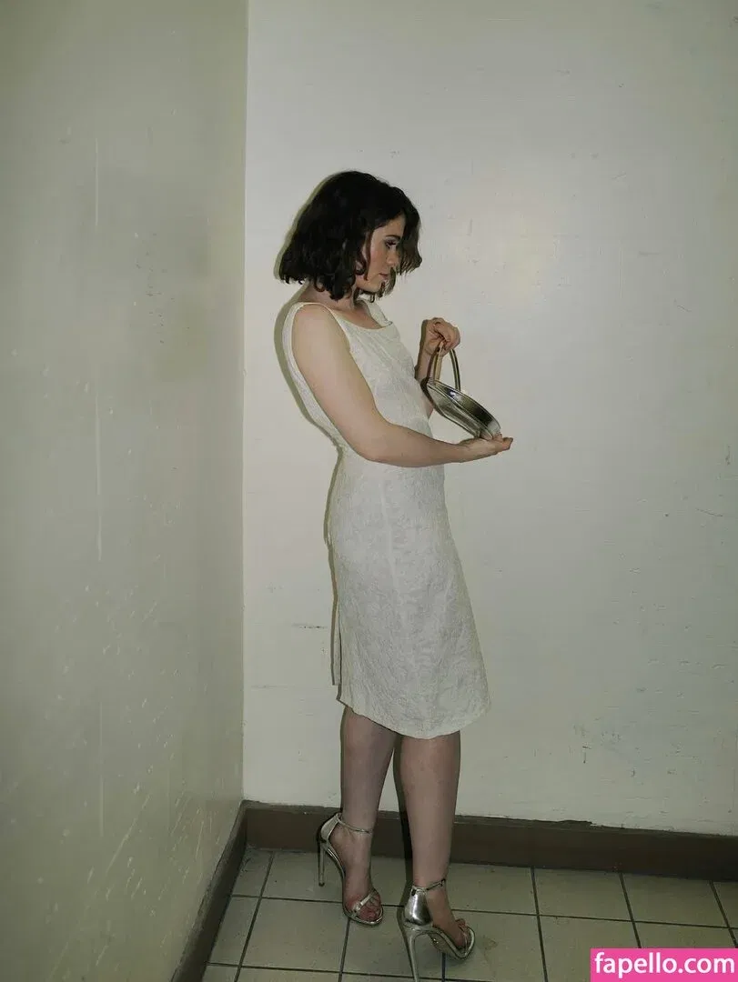 Sophia Lillis Onlyfans Photo Gallery 