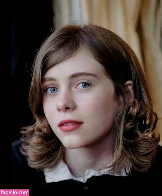 Sophia Lillis Onlyfans Photo Gallery 