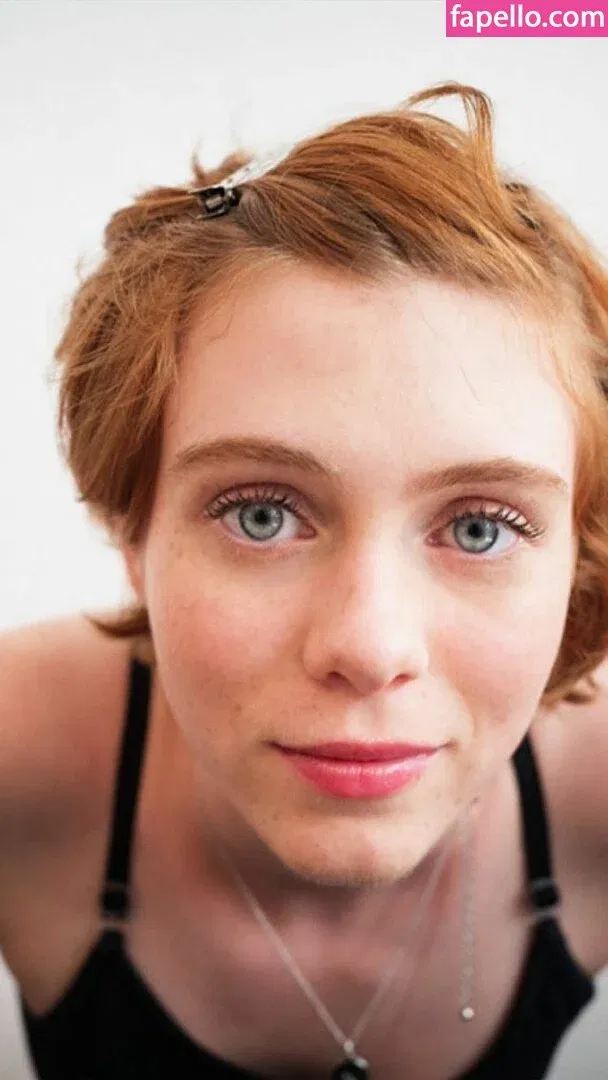 Sophia Lillis Onlyfans Photo Gallery 