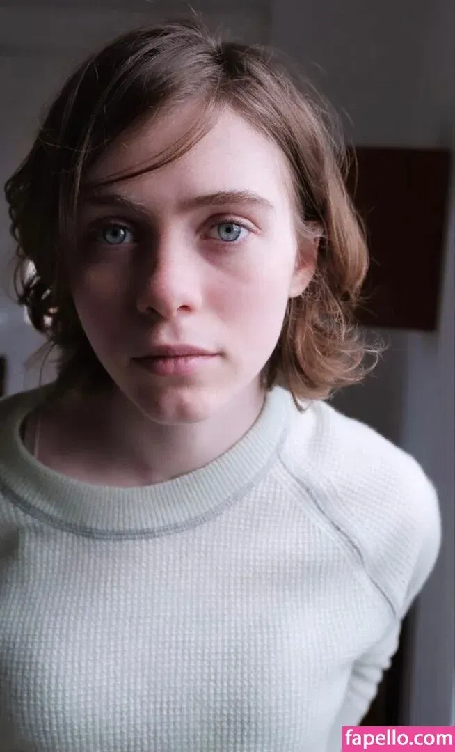 Sophia Lillis Onlyfans Photo Gallery 