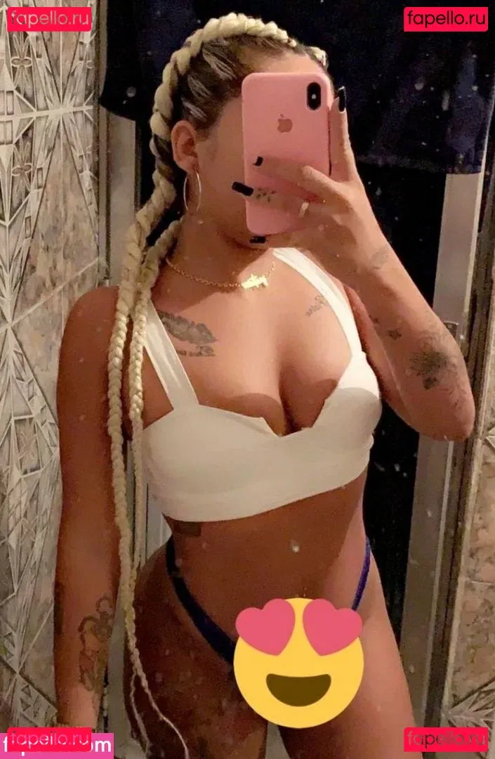 Helen Pales Onlyfans Photo Gallery 