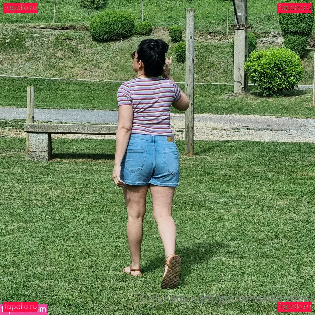 goddesshathafeet Onlyfans Photo Gallery 