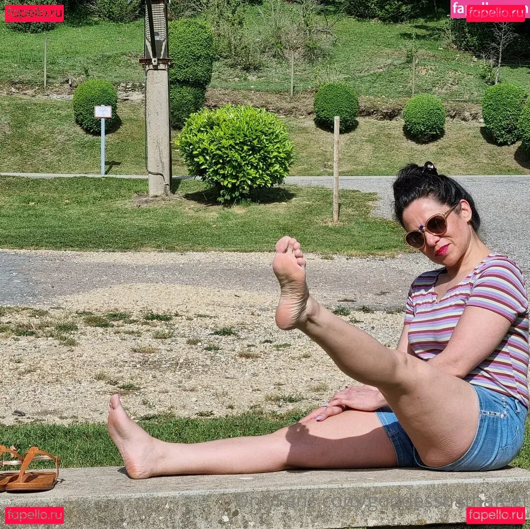 goddesshathafeet Onlyfans Photo Gallery 