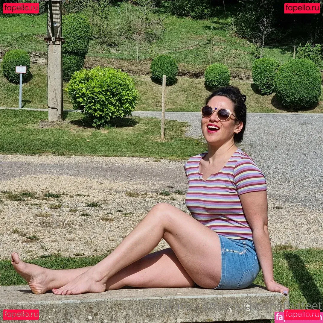 goddesshathafeet Onlyfans Photo Gallery 