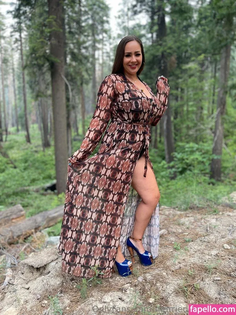 marriedandheelsof Onlyfans Photo Gallery 