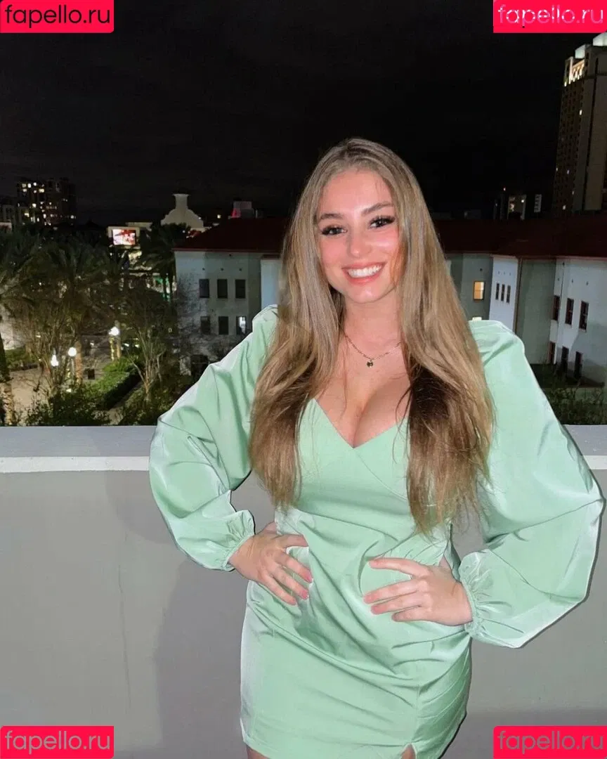 Katelin Milani Onlyfans Photo Gallery 
