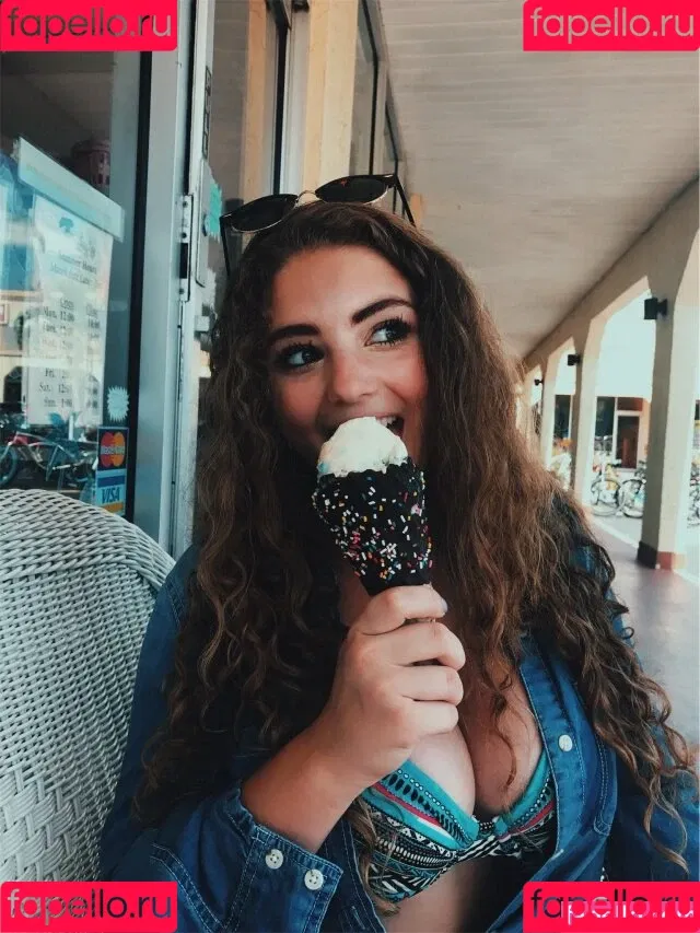 Katelin Milani Onlyfans Photo Gallery 