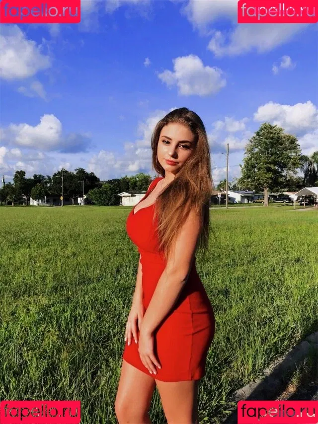 Katelin Milani Onlyfans Photo Gallery 