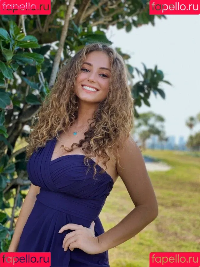 Katelin Milani Onlyfans Photo Gallery 