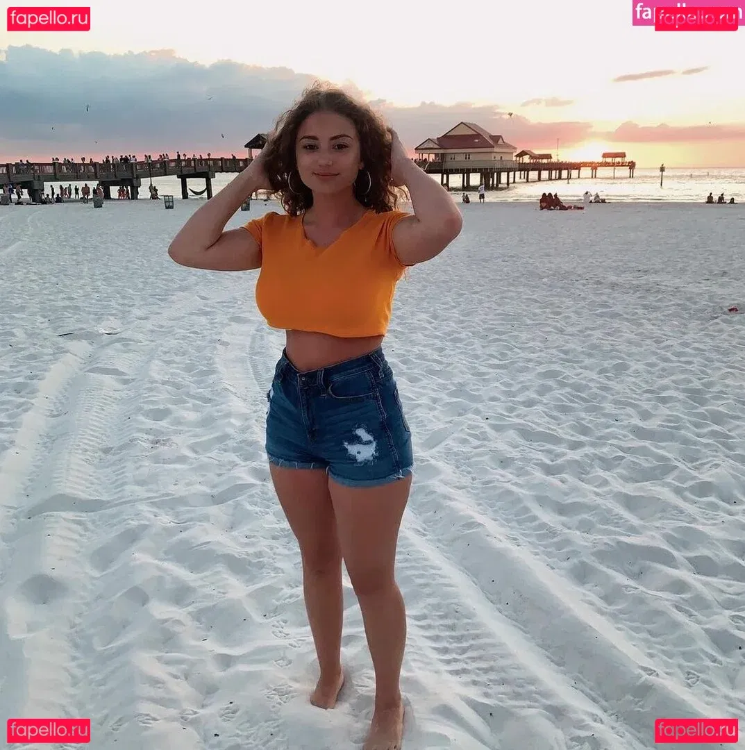 Katelin Milani Onlyfans Photo Gallery 