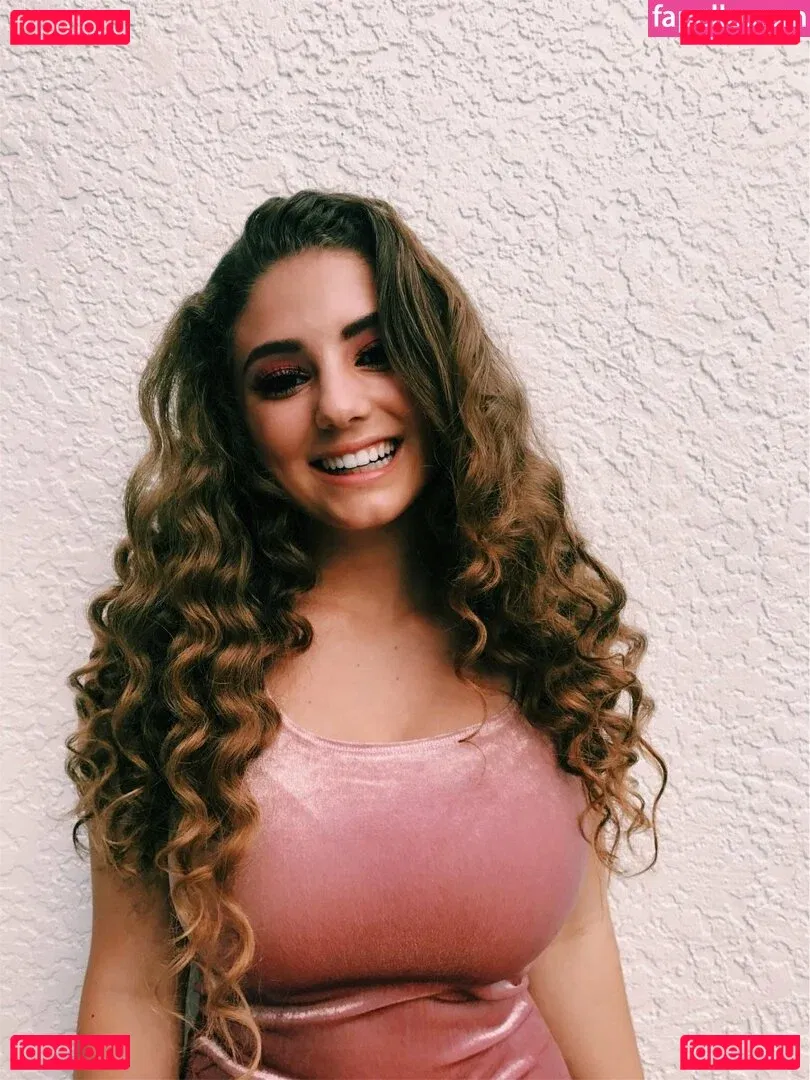 Katelin Milani Onlyfans Photo Gallery 