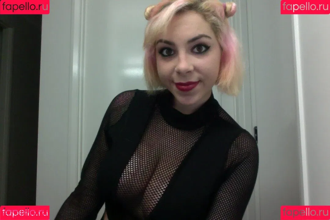clanni Onlyfans Photo Gallery 