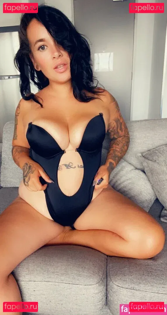 bekrose_x2 Onlyfans Photo Gallery 