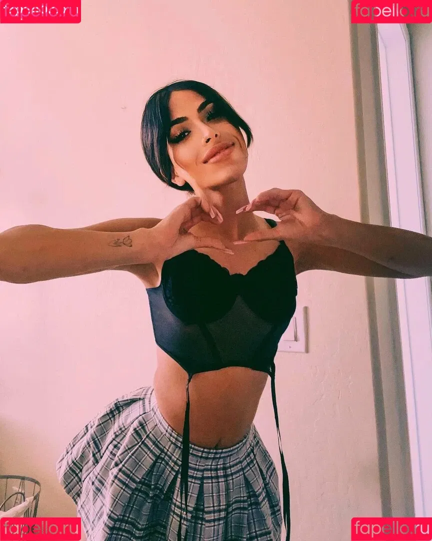 ts_avery69 Onlyfans Photo Gallery 