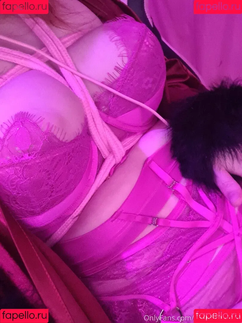 vixxenvalkyrie Onlyfans Photo Gallery 