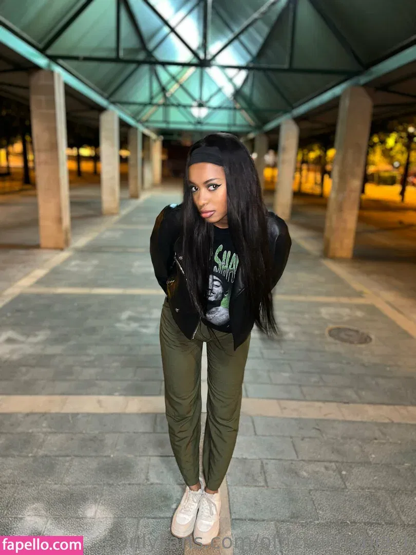 officiallinablack Onlyfans Photo Gallery 