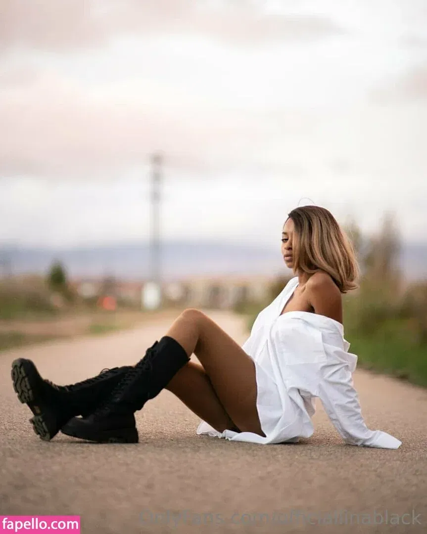 officiallinablack Onlyfans Photo Gallery 
