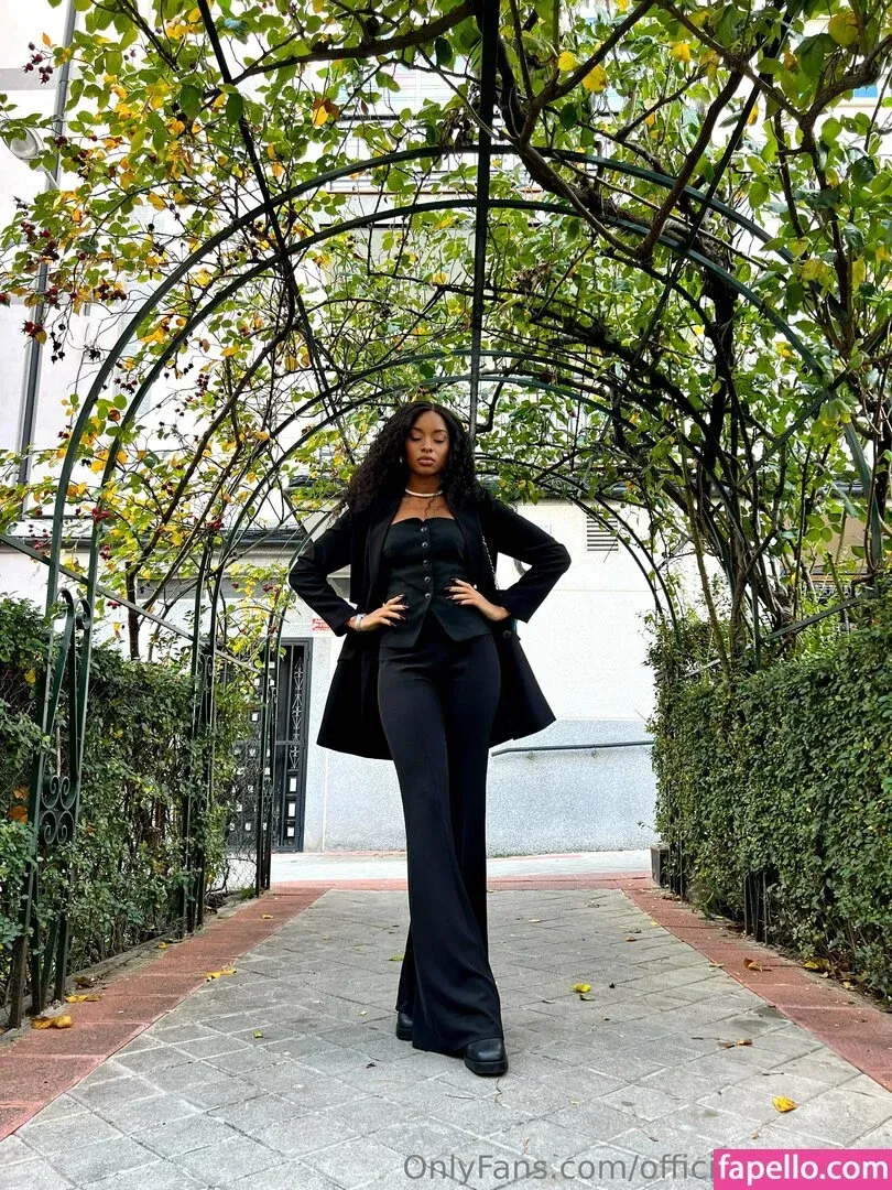 officiallinablack Onlyfans Photo Gallery 