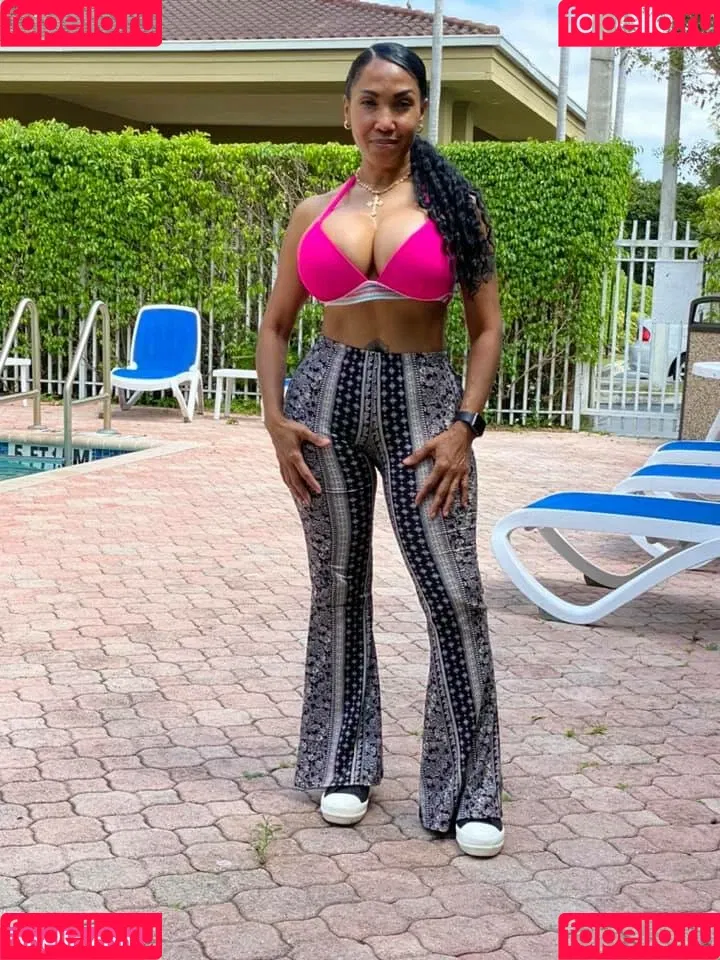 Odalys Borrero Onlyfans Photo Gallery 