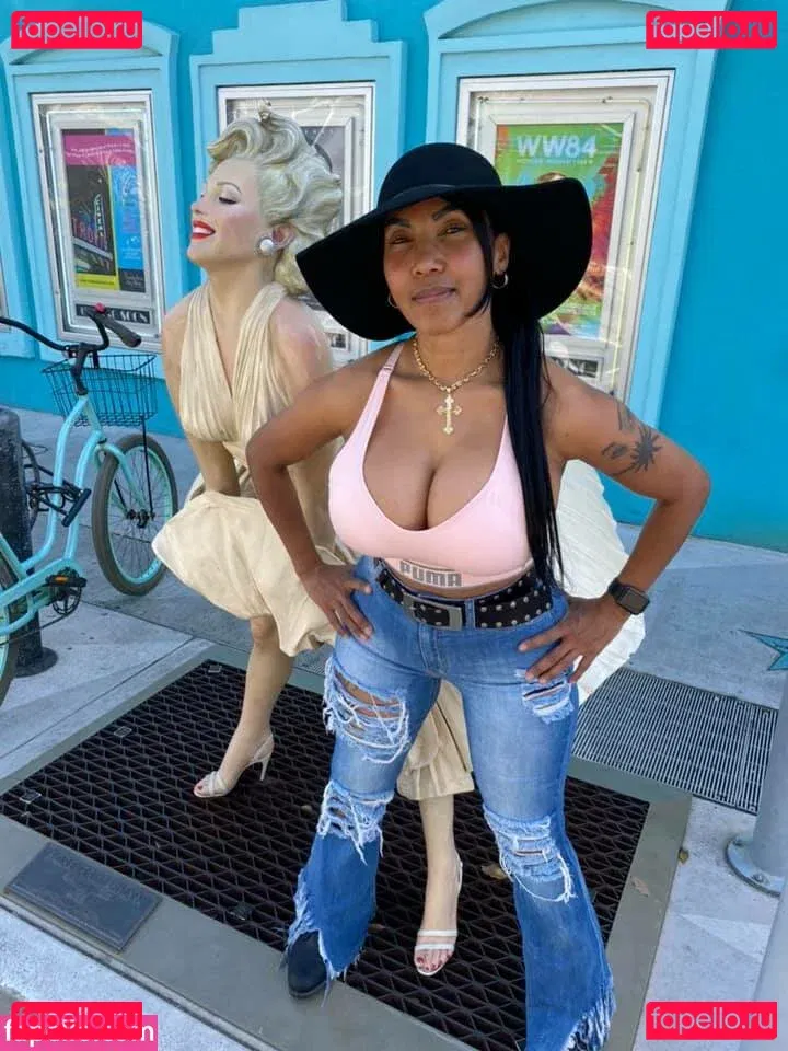 Odalys Borrero Onlyfans Photo Gallery 