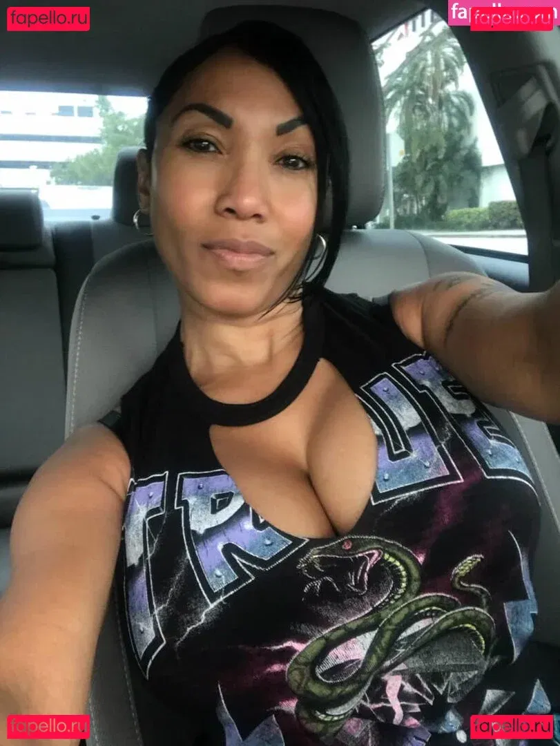 Odalys Borrero Onlyfans Photo Gallery 