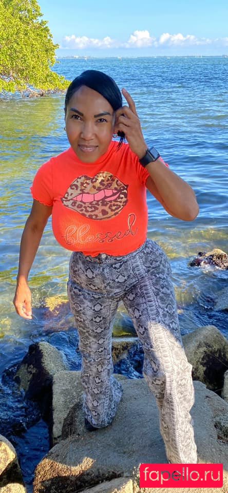 Odalys Borrero Onlyfans Photo Gallery 