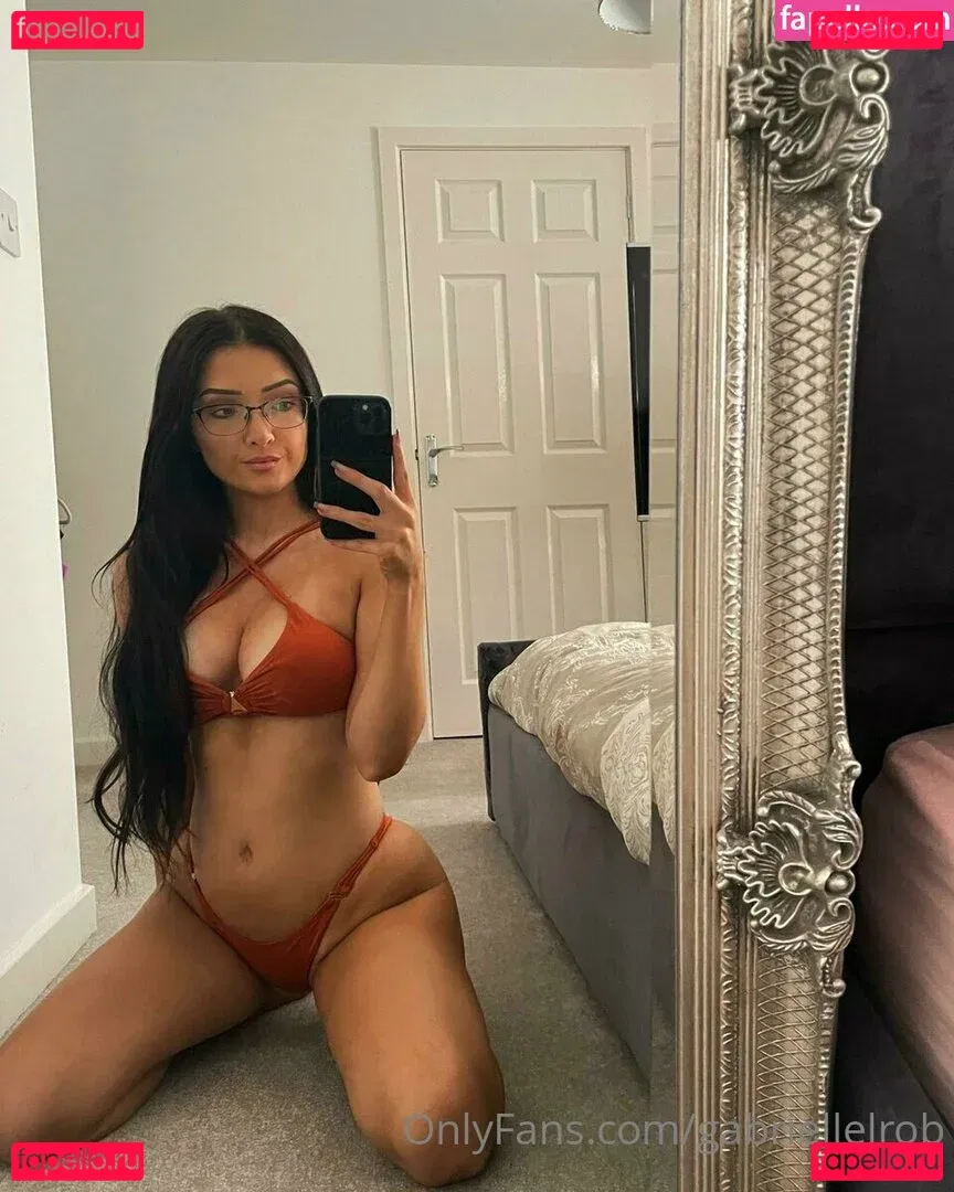 Gabrielle Louise Onlyfans Photo Gallery 