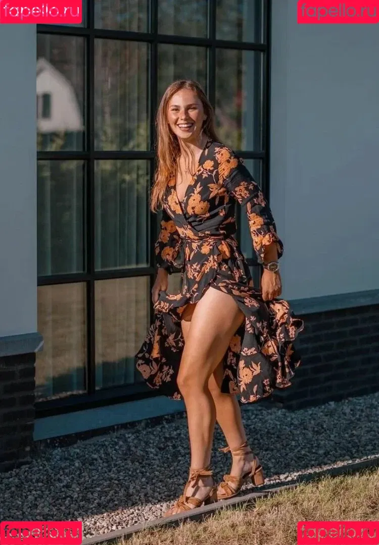 Puckmoonen Onlyfans Photo Gallery 
