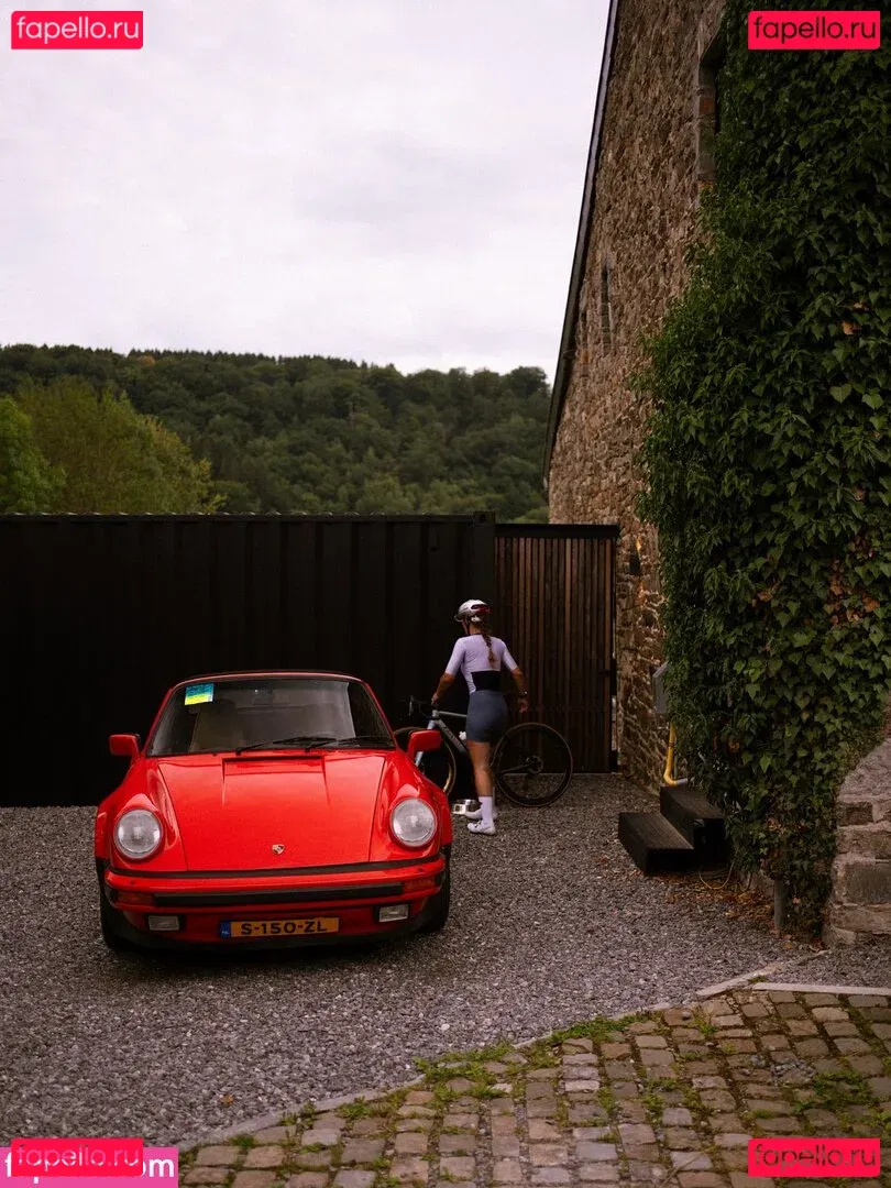 Puckmoonen Onlyfans Photo Gallery 