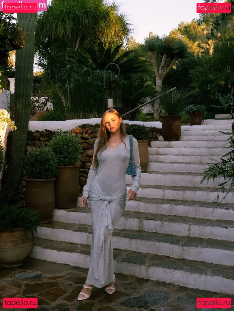 Puckmoonen Onlyfans Photo Gallery 