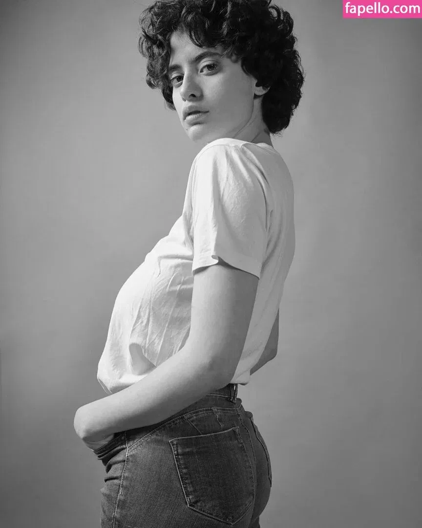 Anna Pittureri Onlyfans Photo Gallery 