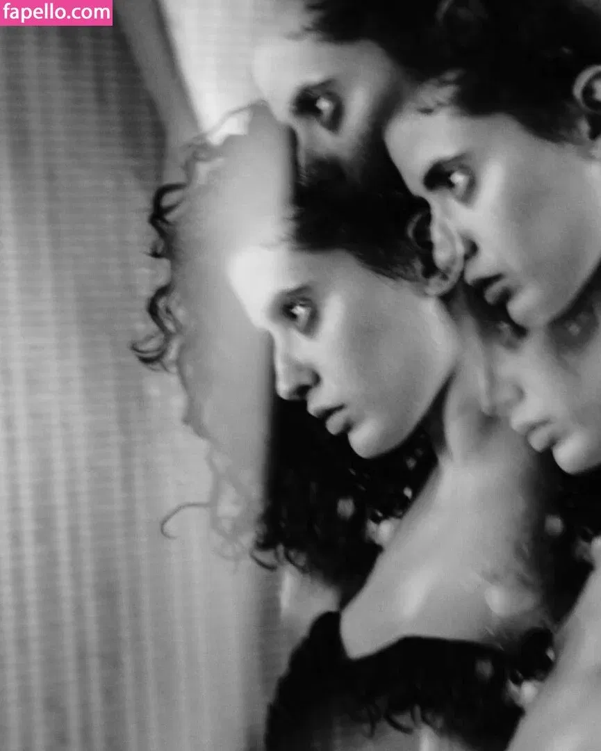 Anna Pittureri Onlyfans Photo Gallery 