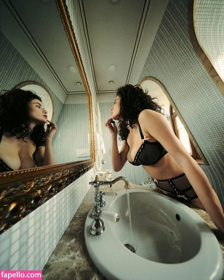 Anna Pittureri Onlyfans Photo Gallery 