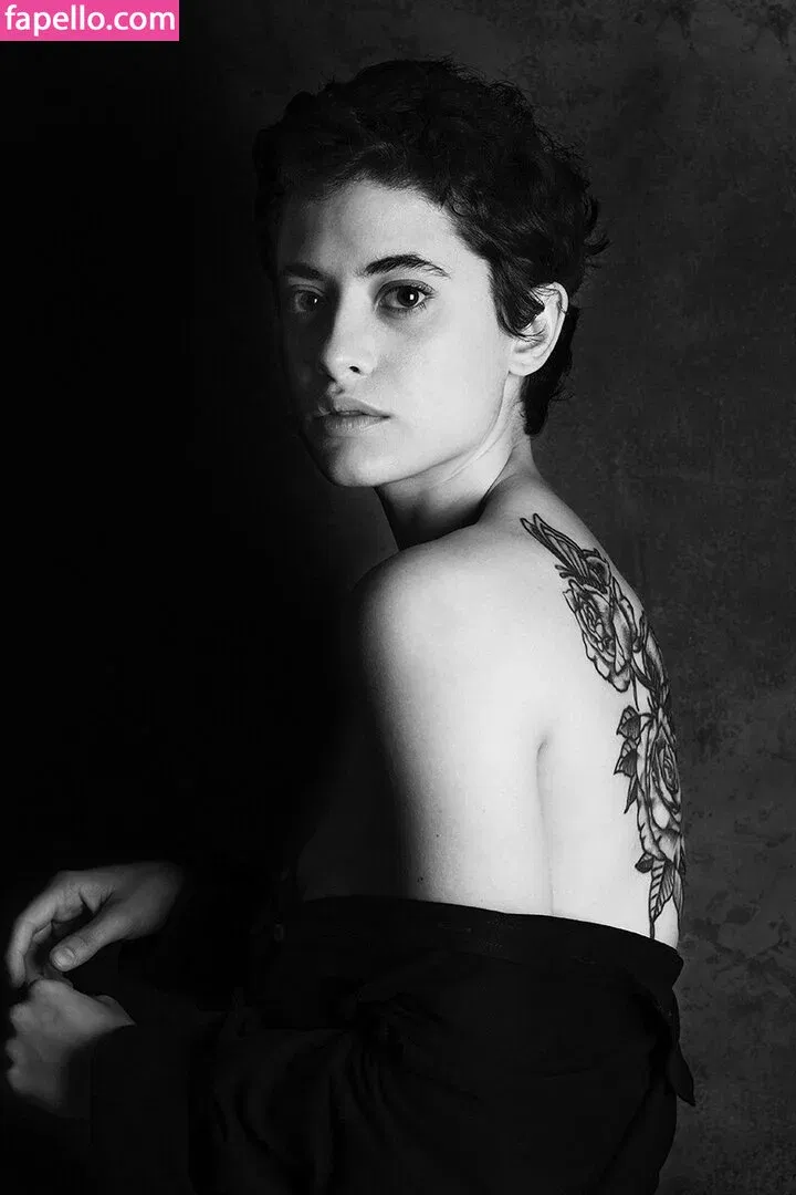 Anna Pittureri Onlyfans Photo Gallery 