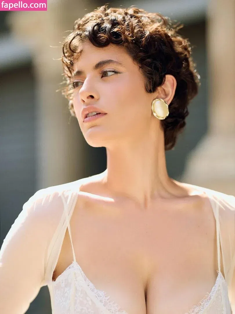 Anna Pittureri Onlyfans Photo Gallery 