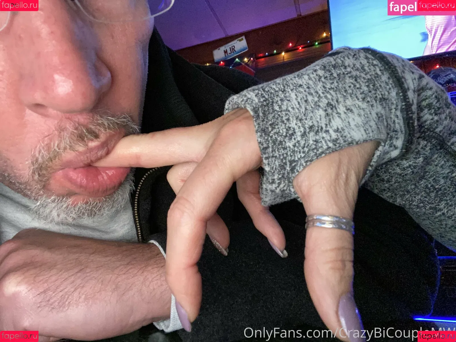 crazybicouplemwfree Onlyfans Photo Gallery 