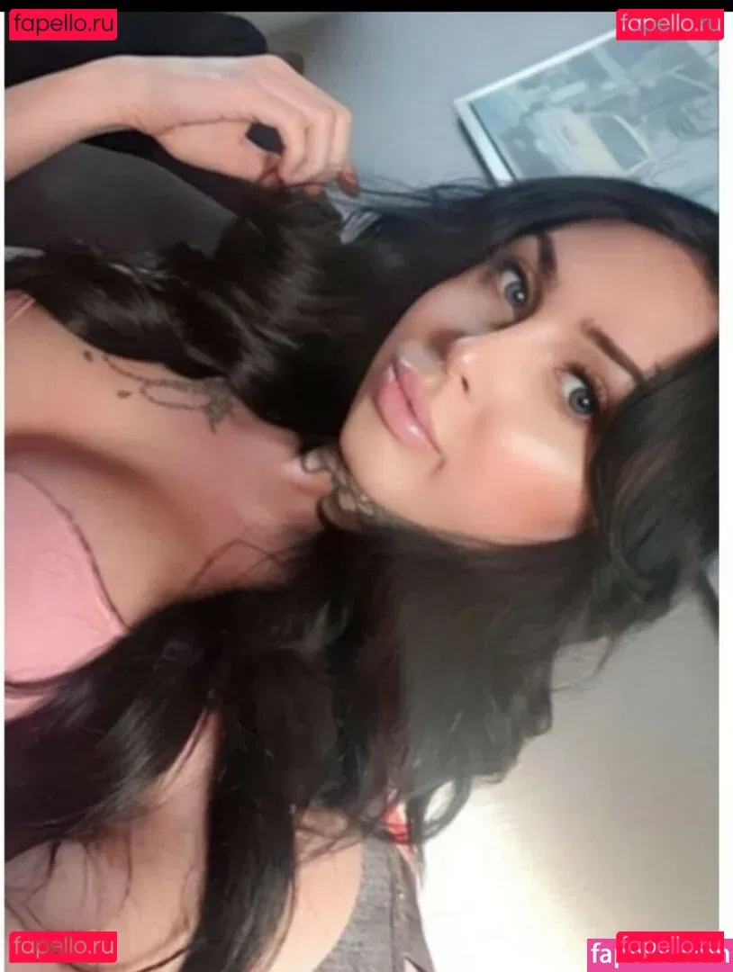 camie.marie Onlyfans Photo Gallery 