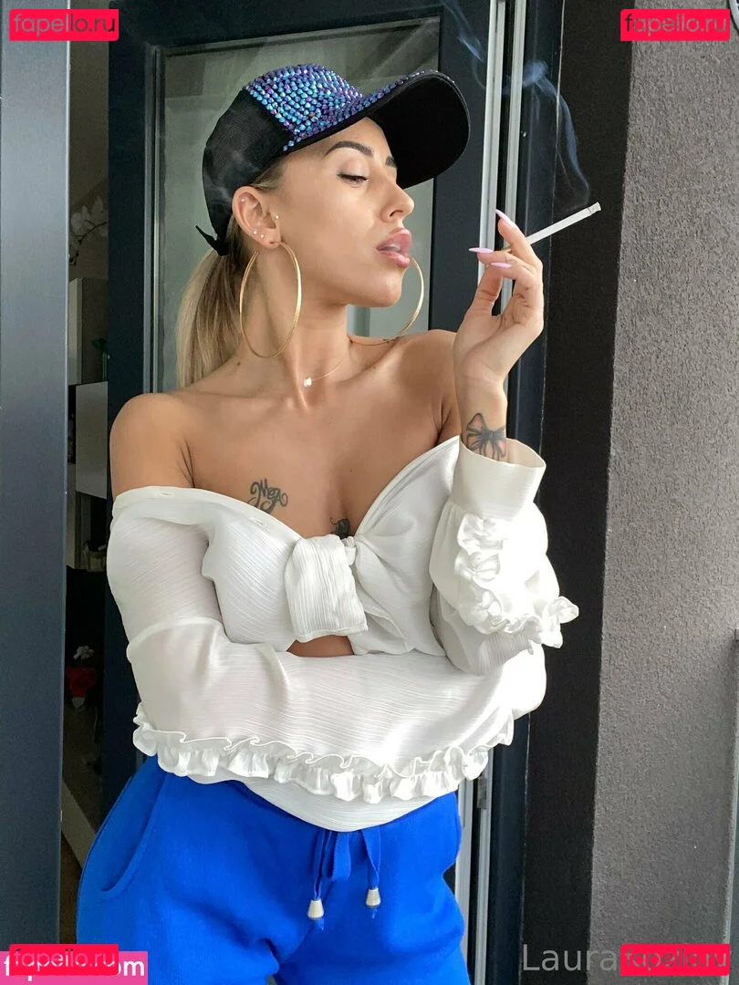 laurakozlovvfree Onlyfans Photo Gallery 