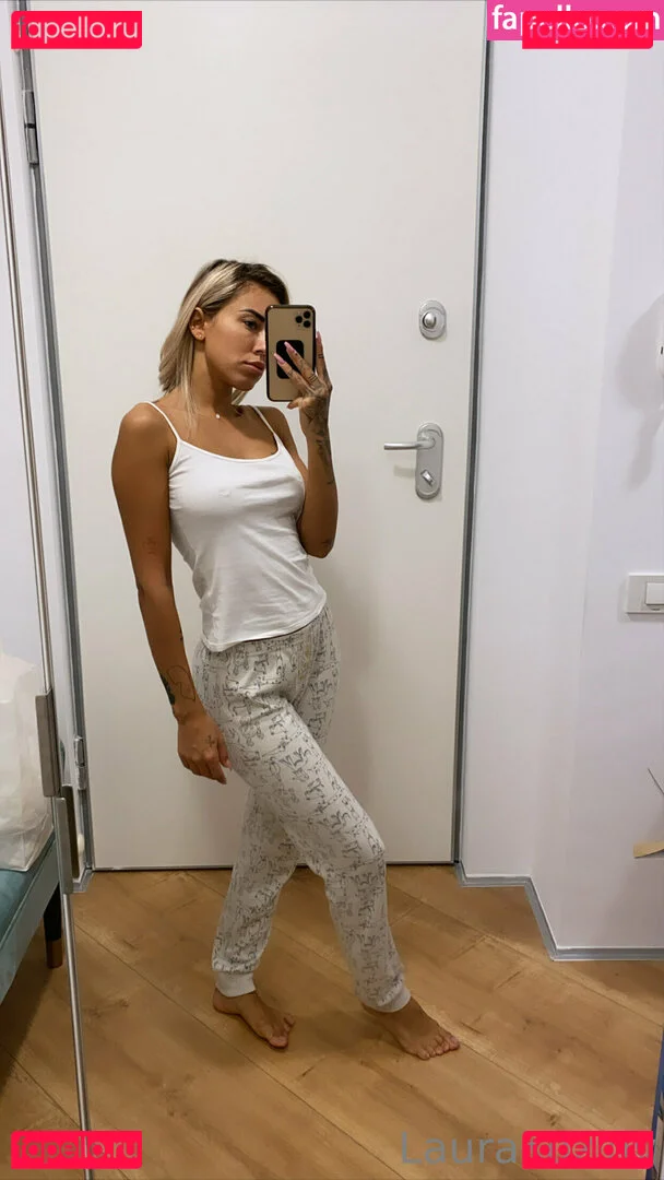 laurakozlovvfree Onlyfans Photo Gallery 