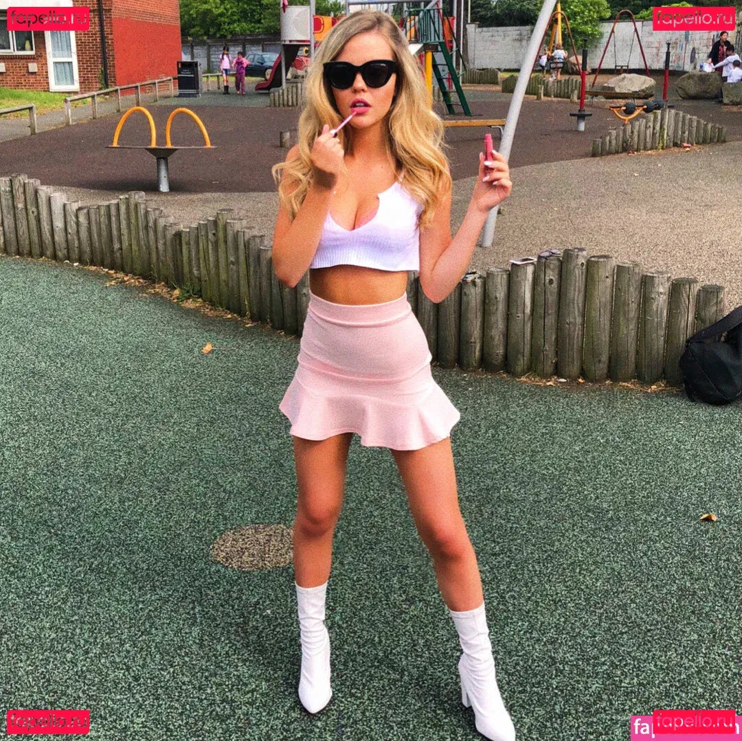 Helloitsamie Onlyfans Photo Gallery 