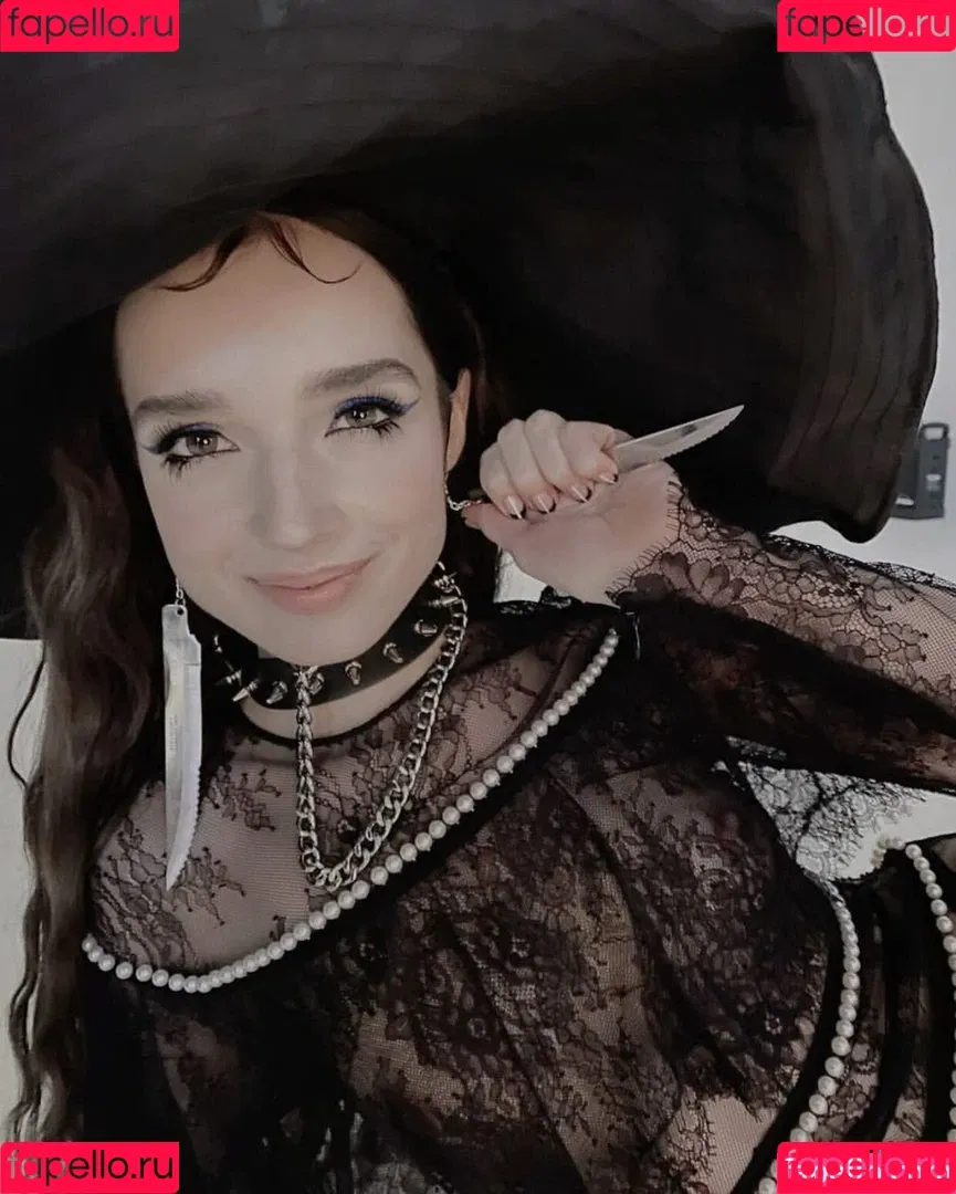 Poppy Onlyfans Photo Gallery 