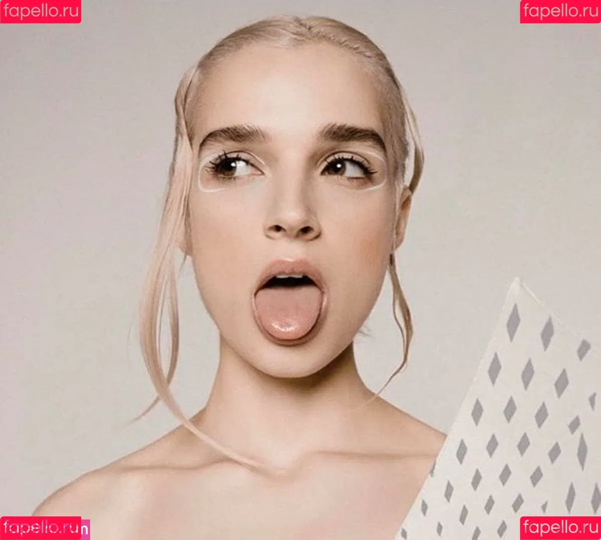 Poppy Onlyfans Photo Gallery 
