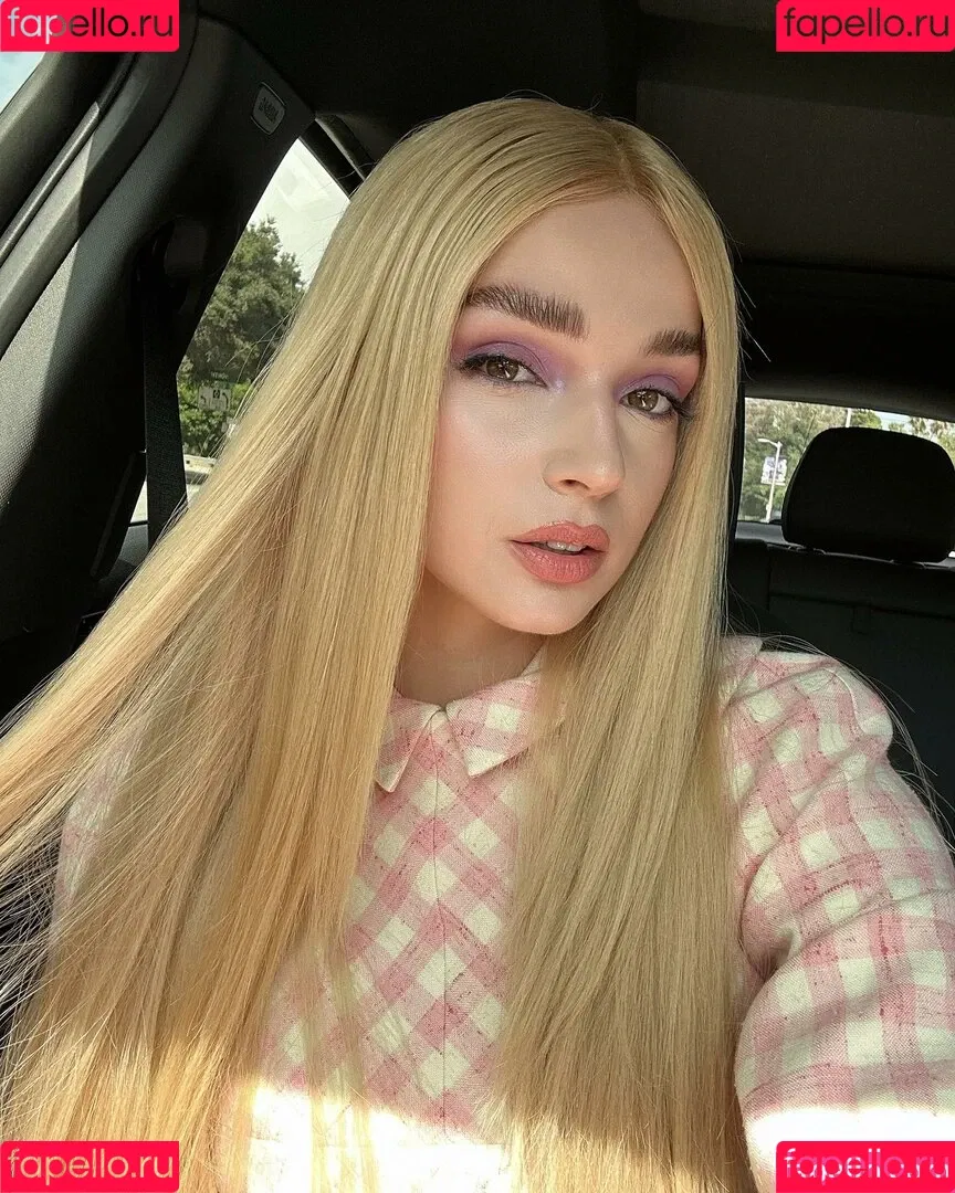 Poppy Onlyfans Photo Gallery 